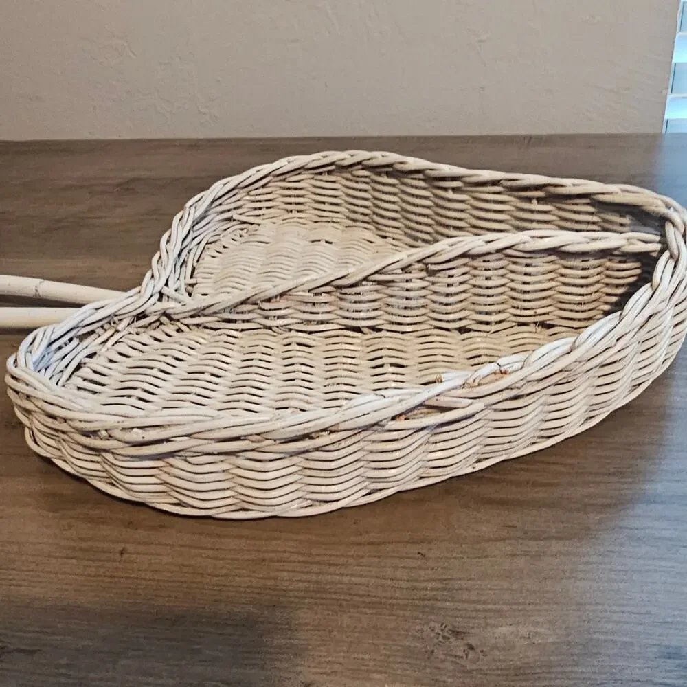 Vintage Heart Wicker Basket Divided Serving Tray Boho Handle White Wash Cottage